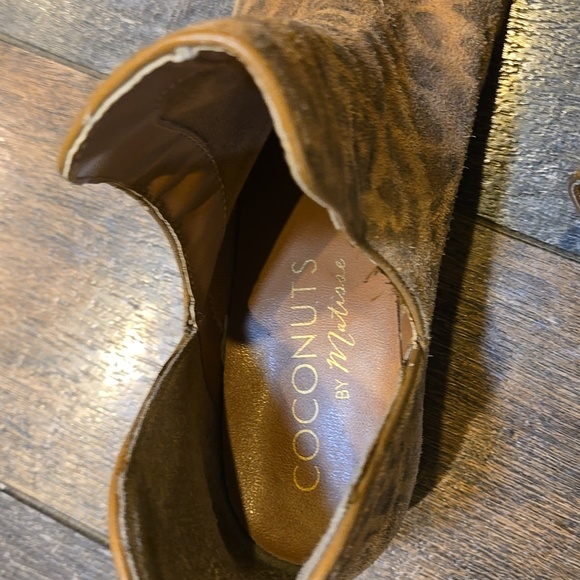 Coconuts by Matisse Becca ankle boot - Picture 2 of 9